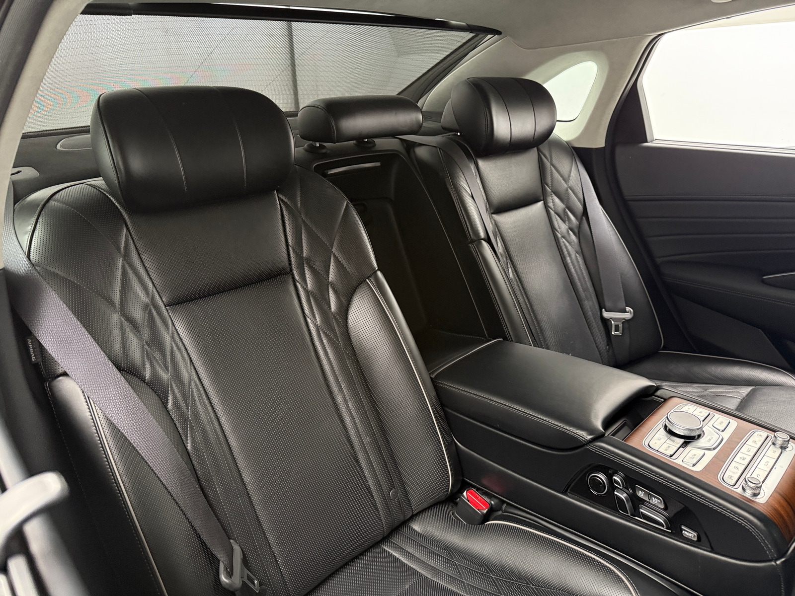 Thumbnail: 2020 Kia K900 - 5