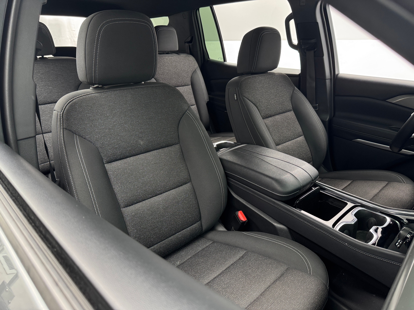 Thumbnail: 2024 Chevrolet Traverse - 2