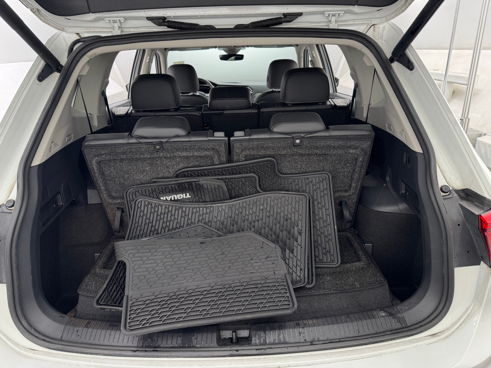 Thumbnail: 2021 Volkswagen Tiguan - 6