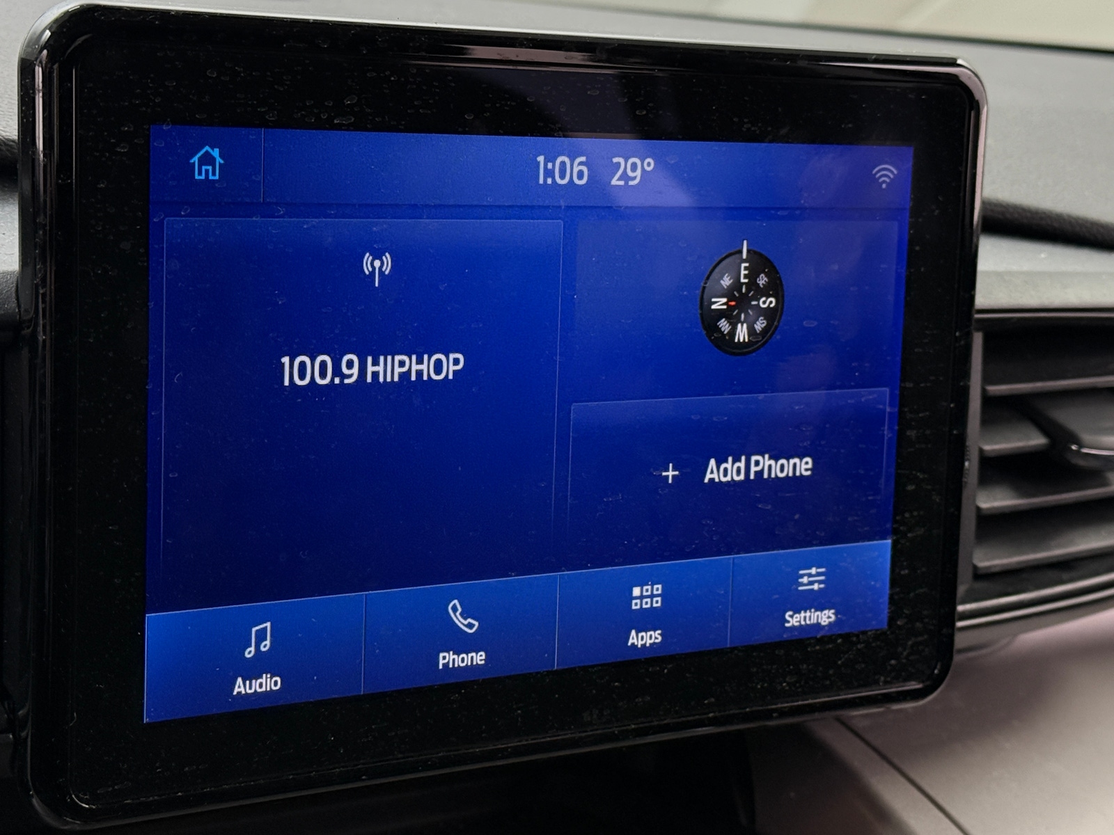 Thumbnail: 2023 Ford Explorer - 4