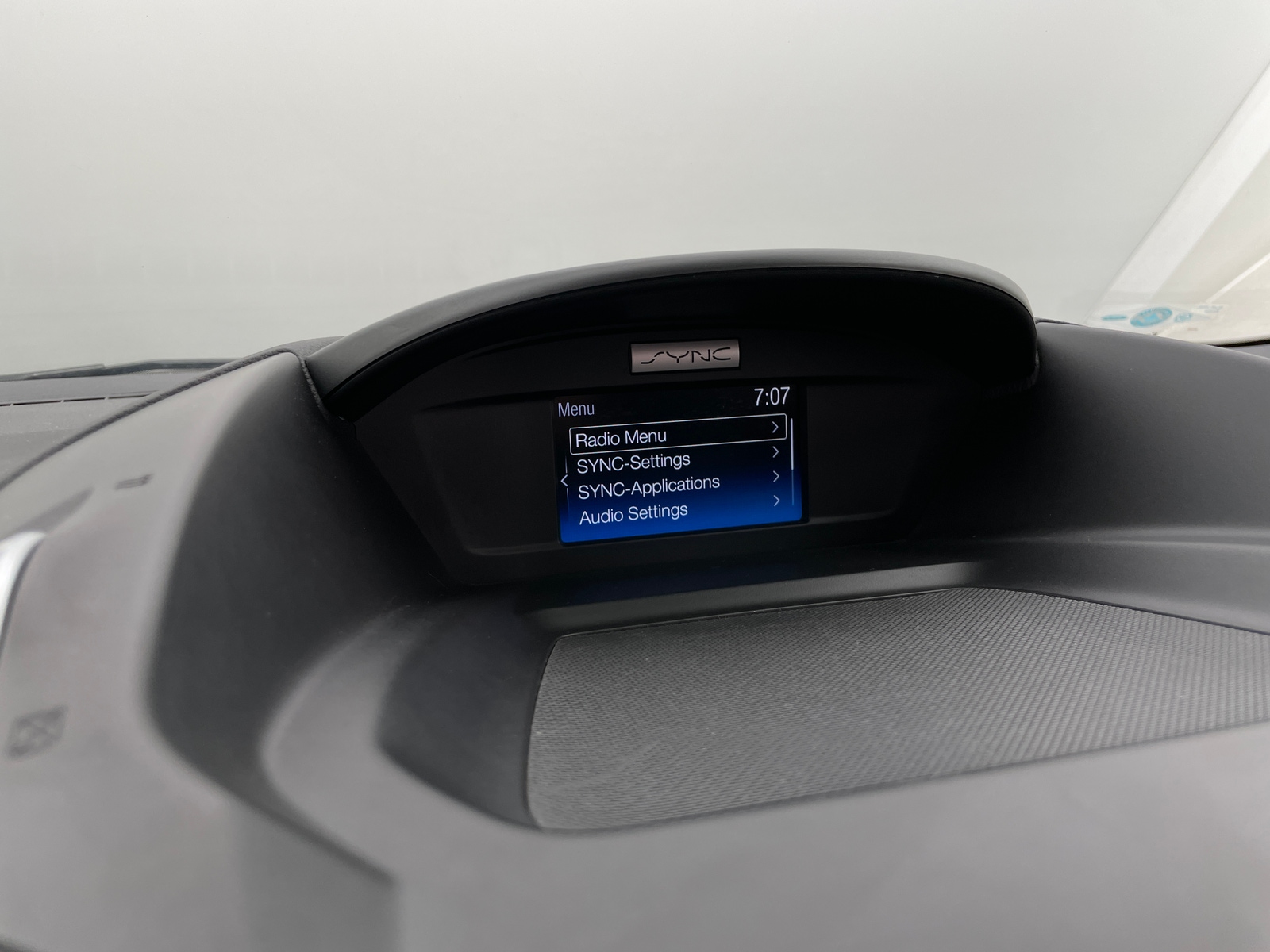 Thumbnail: 2017 Ford Escape - 3