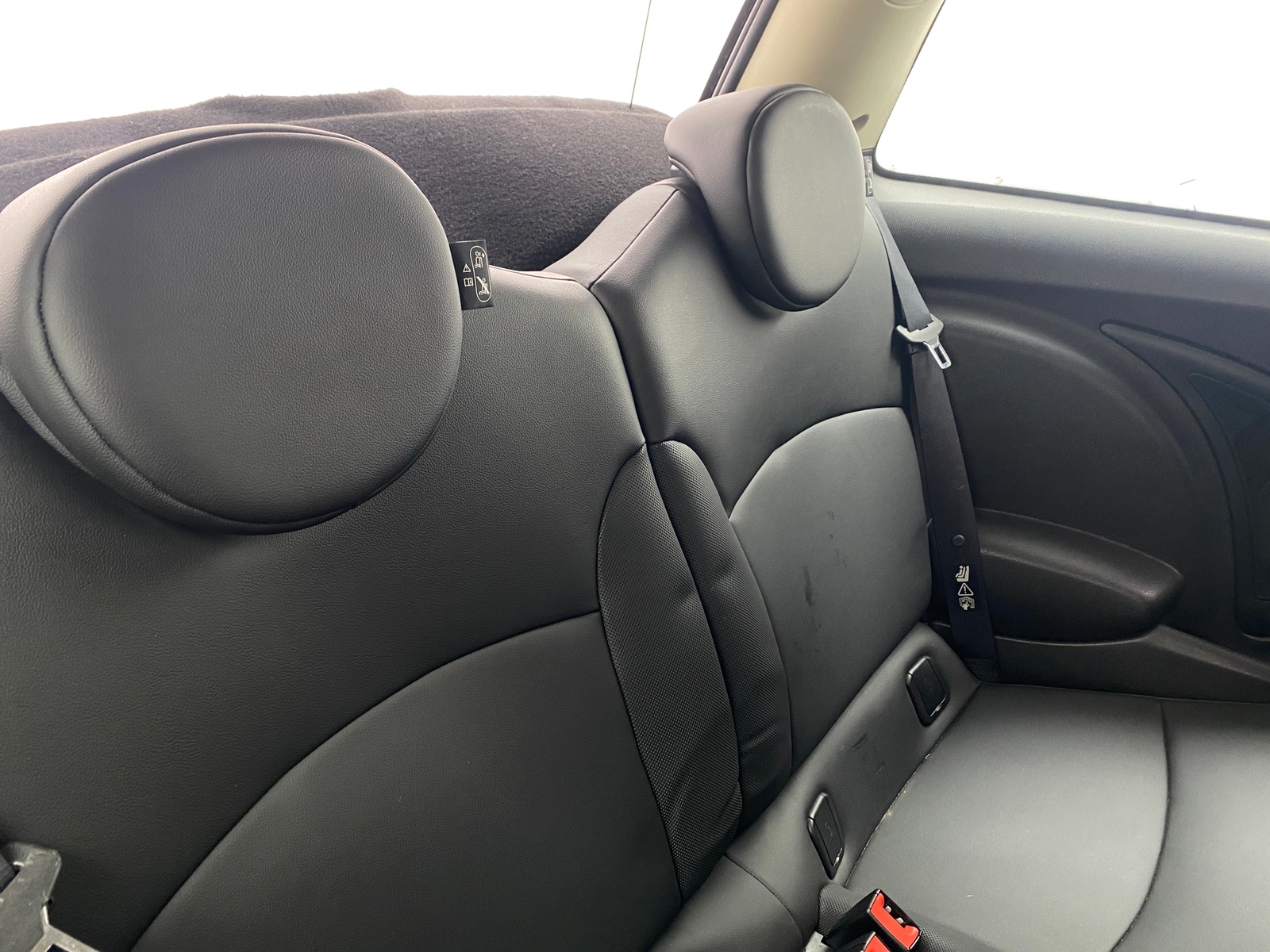 Thumbnail: 2011 MINI Cooper Hardtop - 5