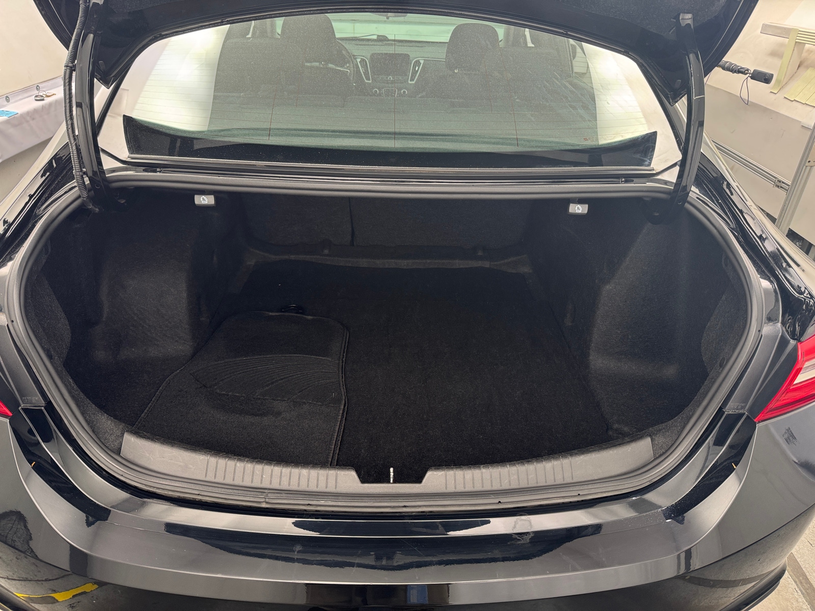 Thumbnail: 2023 Chevrolet Malibu - 7