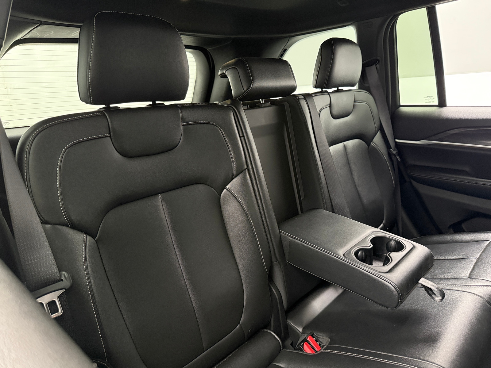 Thumbnail: 2024 Jeep Grand Cherokee - 5