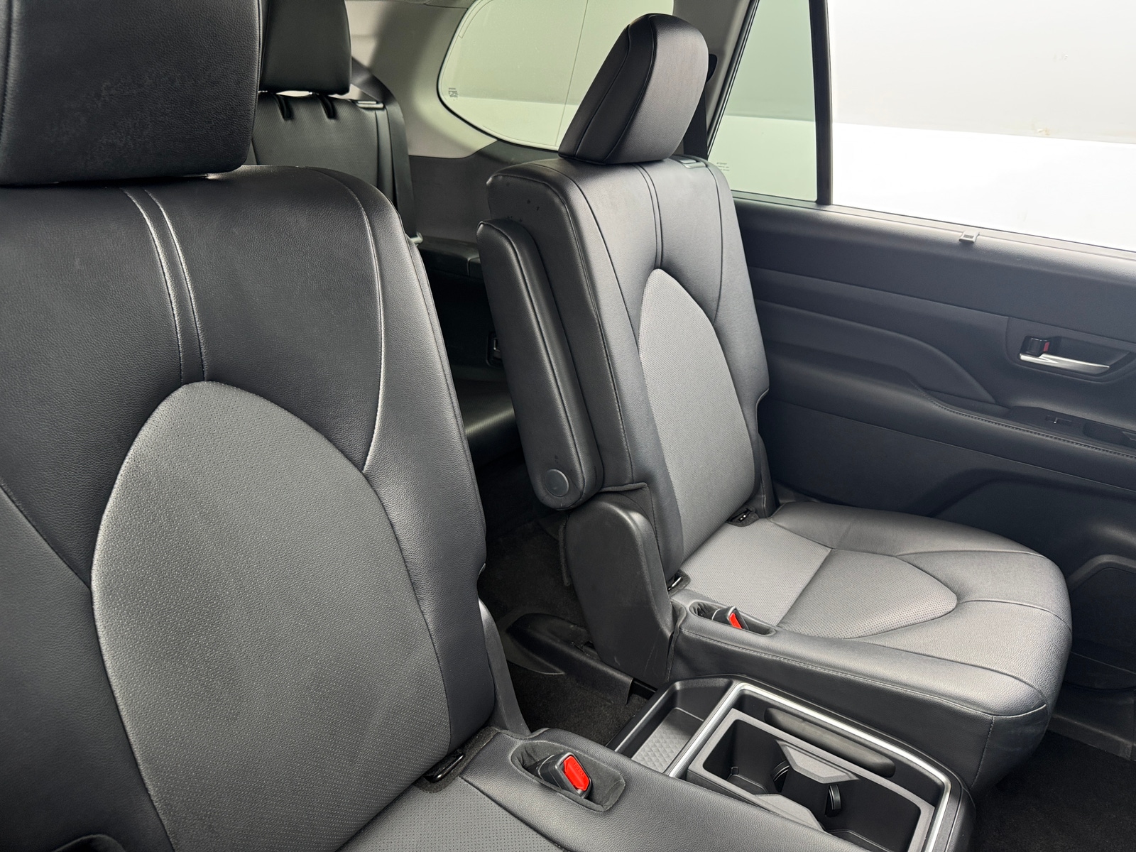 Thumbnail: 2025 Toyota Grand Highlander - 6