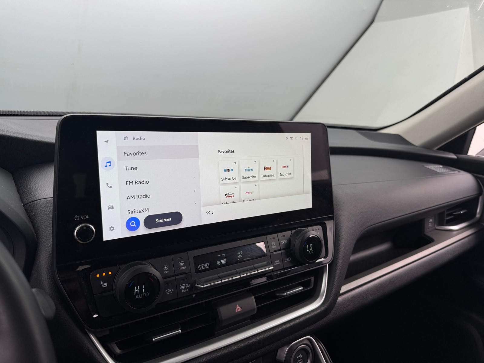 Thumbnail: 2025 Toyota Grand Highlander - 4