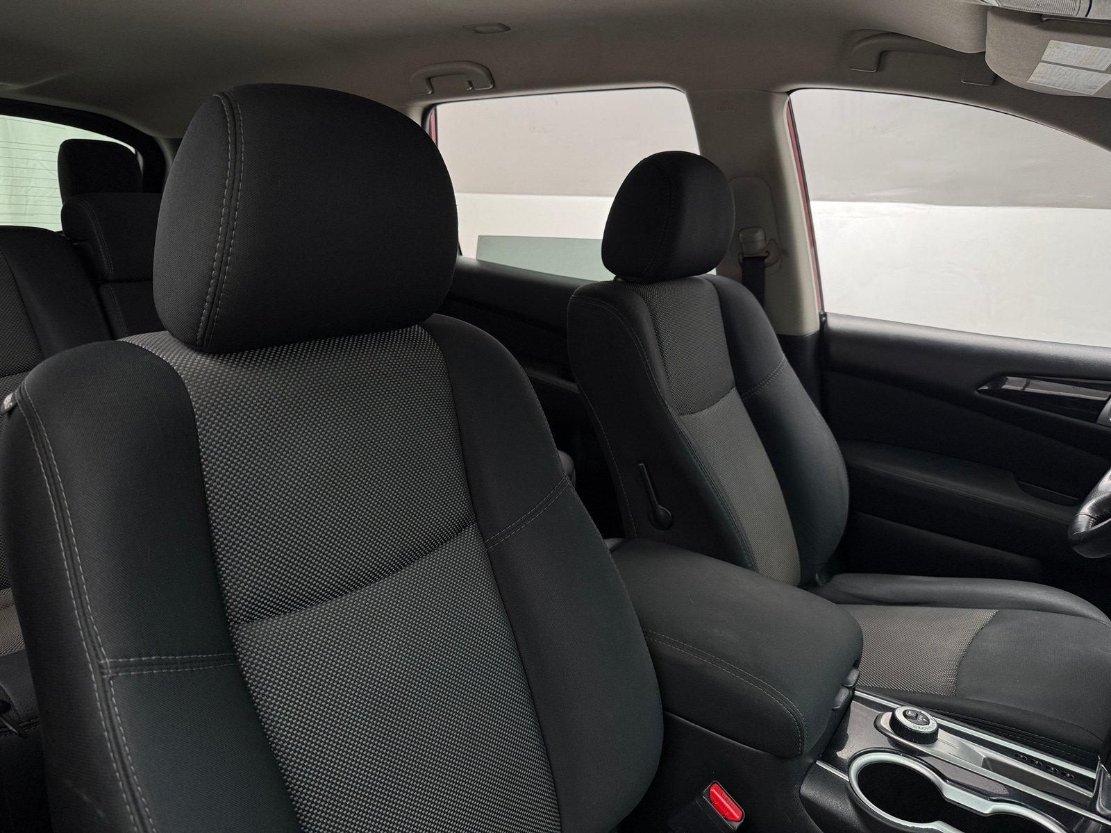 Thumbnail: 2017 Nissan Pathfinder - 2