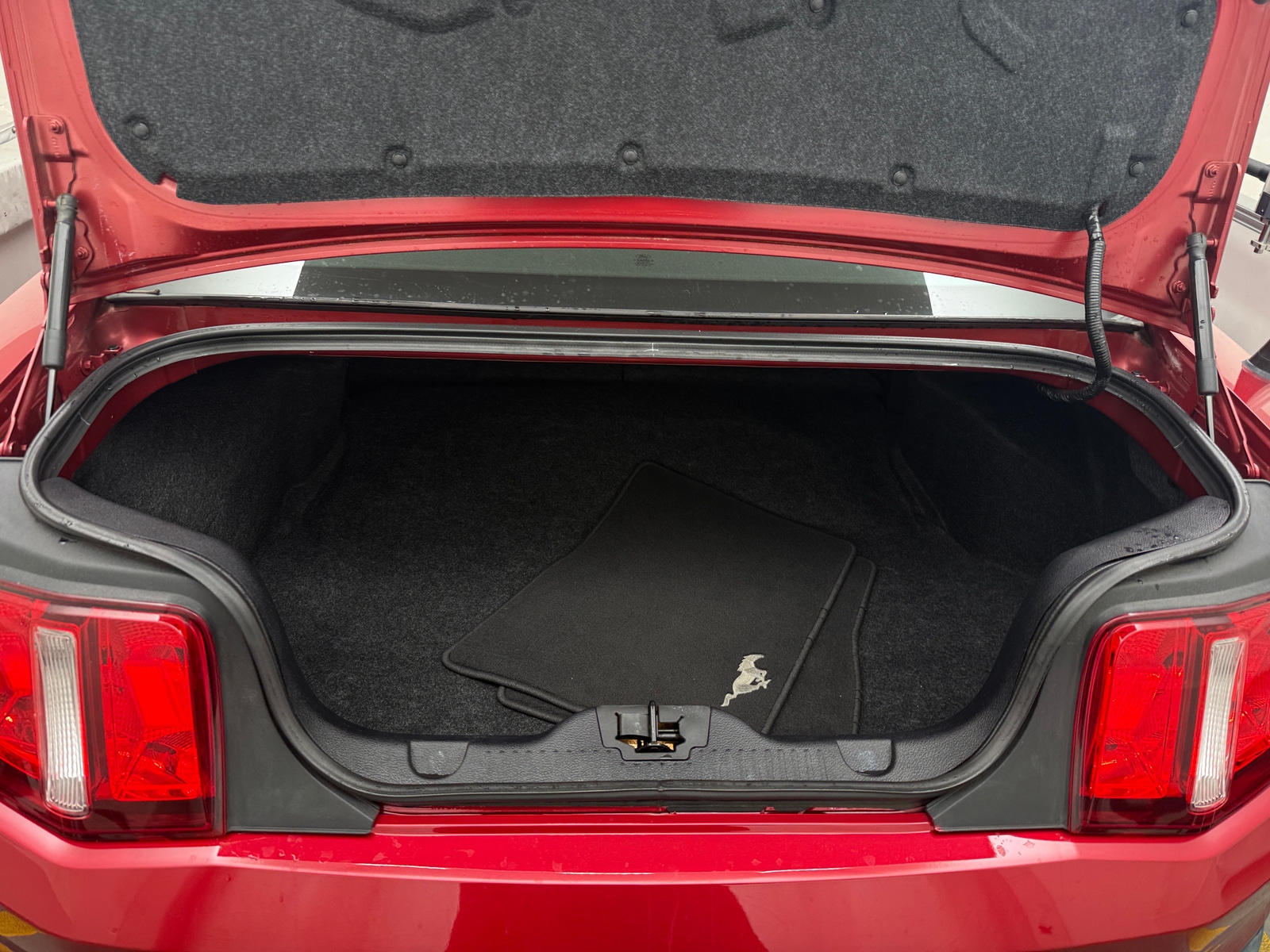 Thumbnail: 2012 Ford Mustang - 5