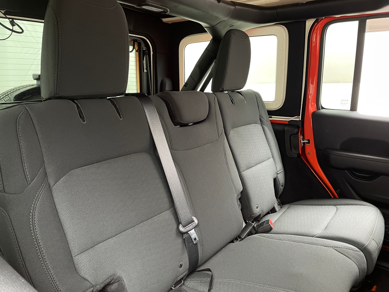 Thumbnail: 2018 Jeep Wrangler - 6