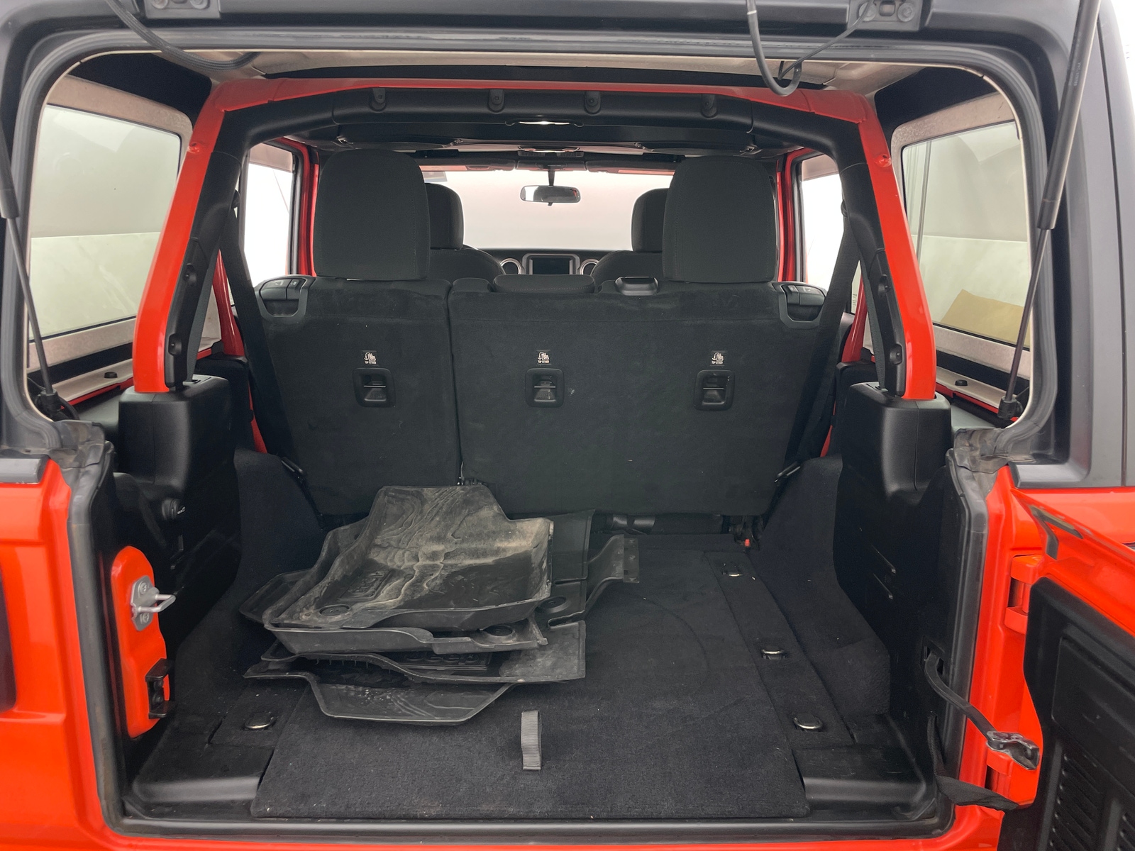 Thumbnail: 2018 Jeep Wrangler - 7