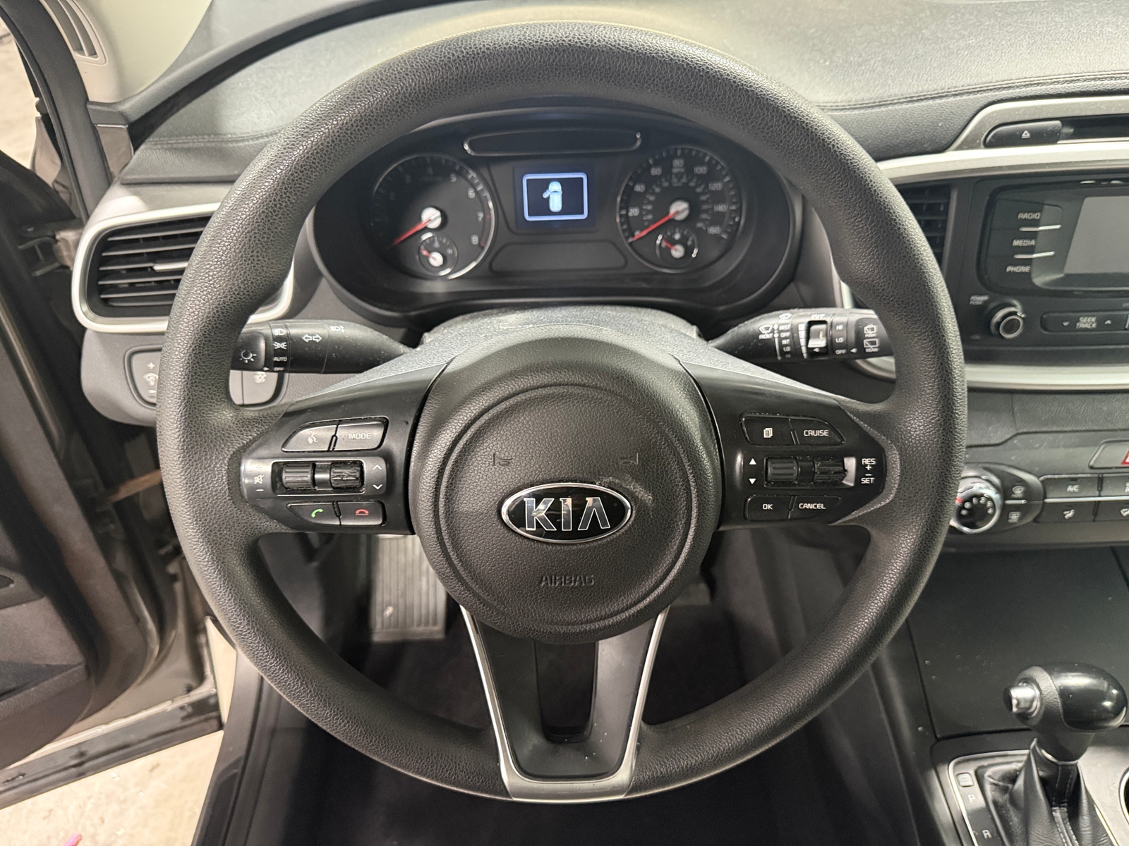 Thumbnail: 2016 Kia Sorento - 5