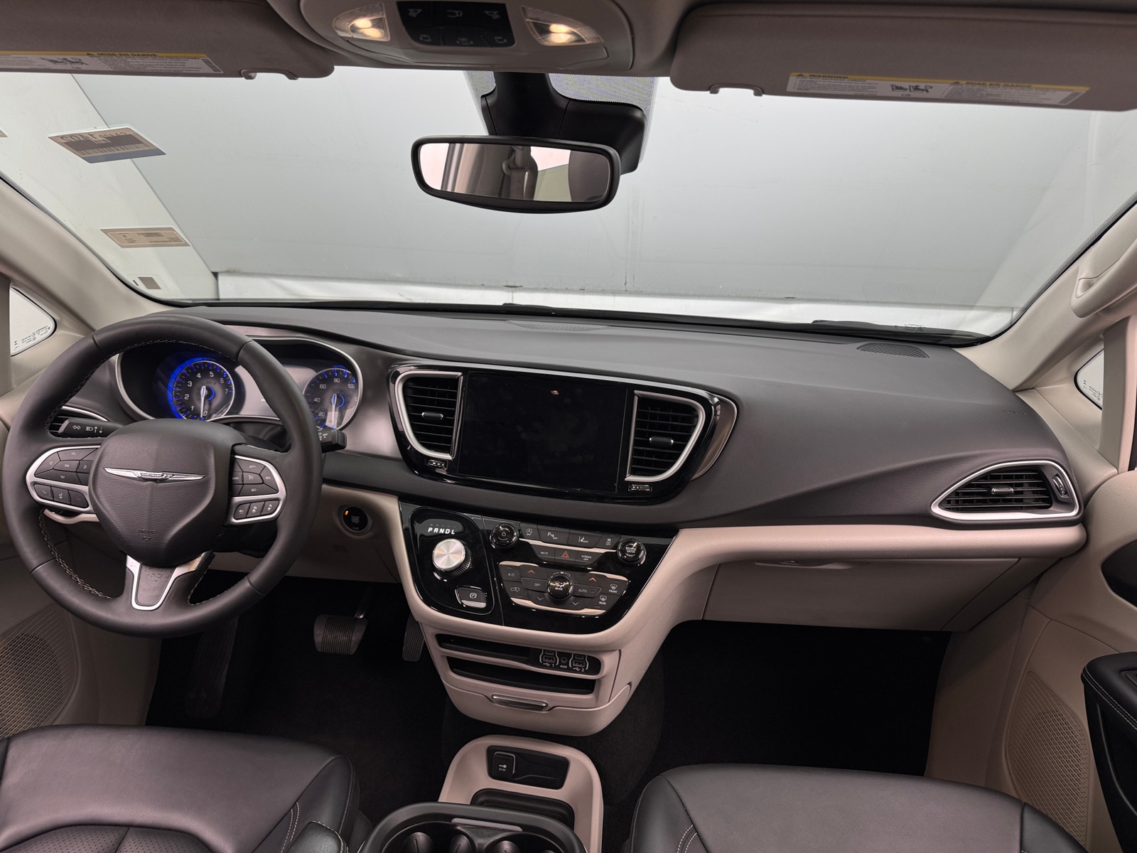 Thumbnail: 2024 Chrysler Pacifica - 2