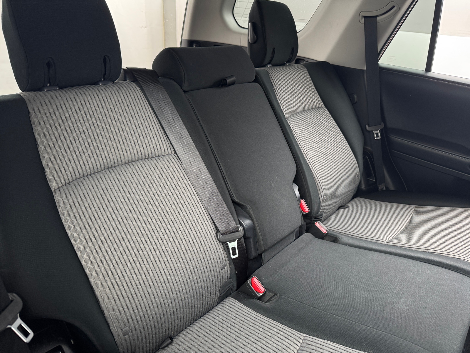 Thumbnail: 2019 Toyota 4Runner - 6