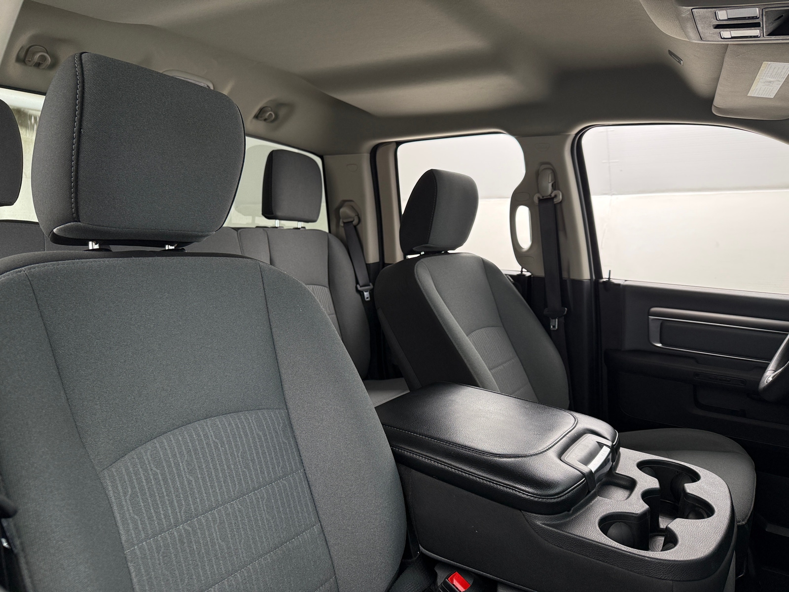 Thumbnail: 2024 RAM 1500 Classic - 2