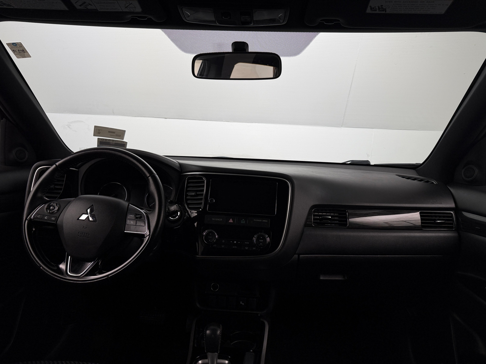 Thumbnail: 2018 Mitsubishi Outlander - 3