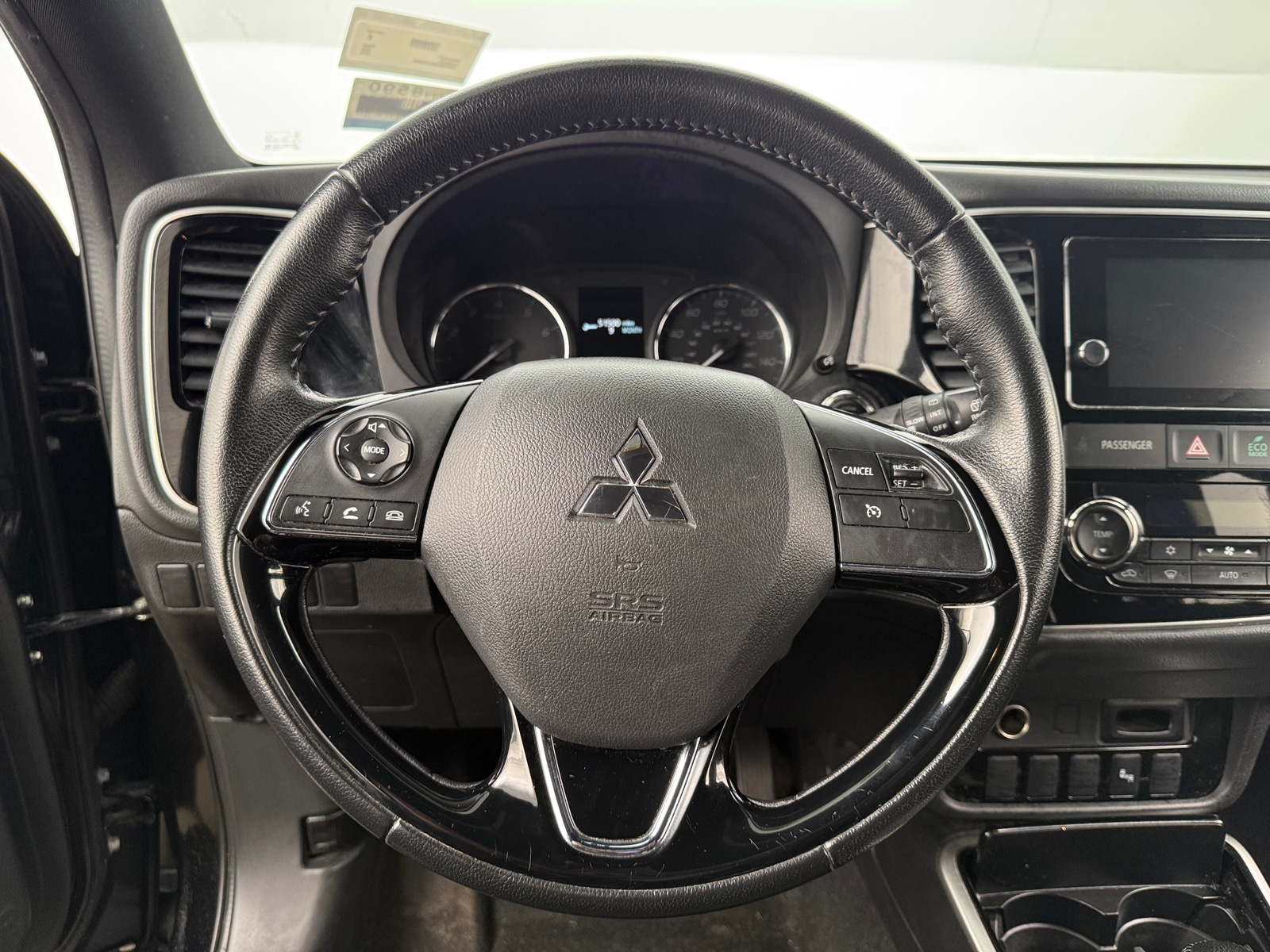 Thumbnail: 2018 Mitsubishi Outlander - 5