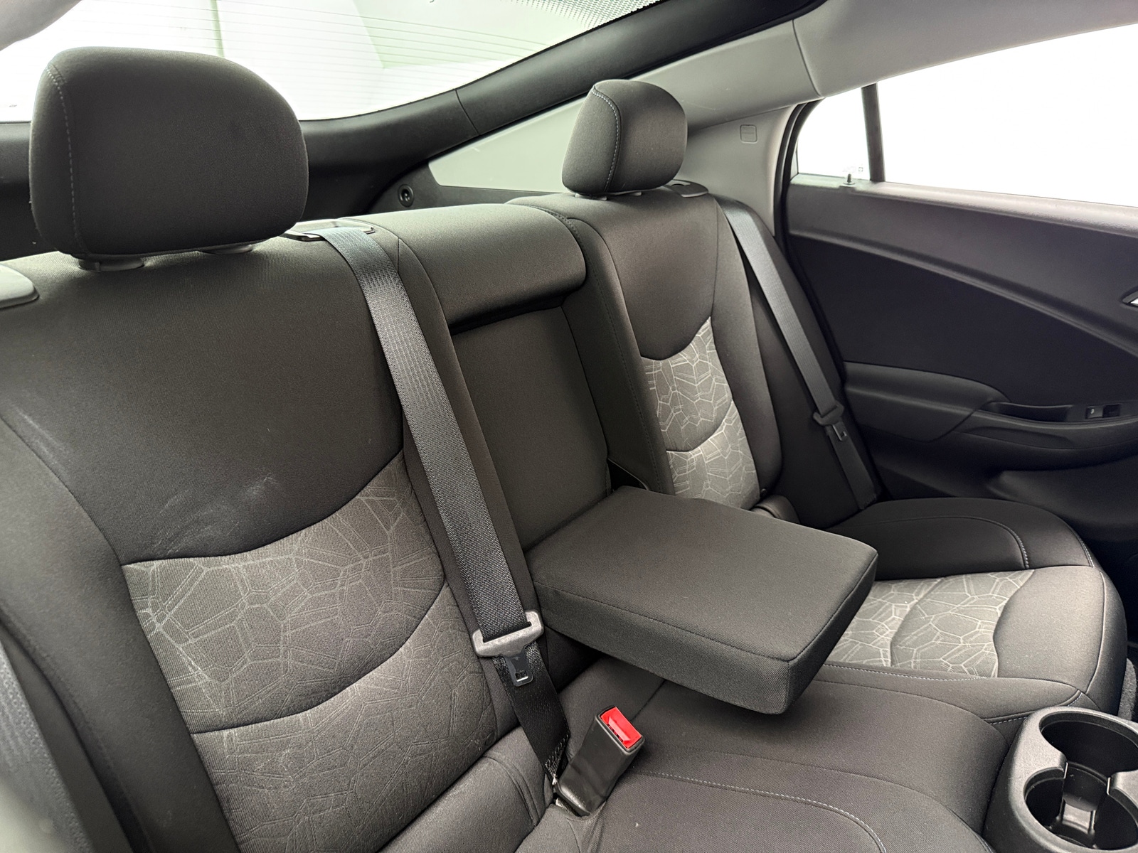 Thumbnail: 2018 Chevrolet Volt - 6