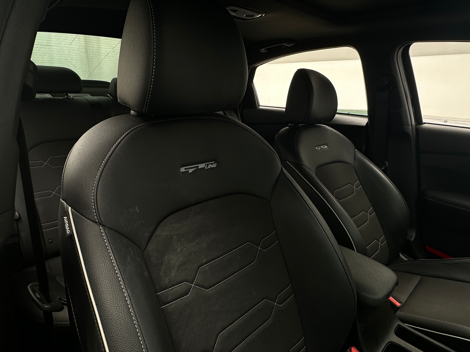 Thumbnail: 2022 Kia Forte - 2