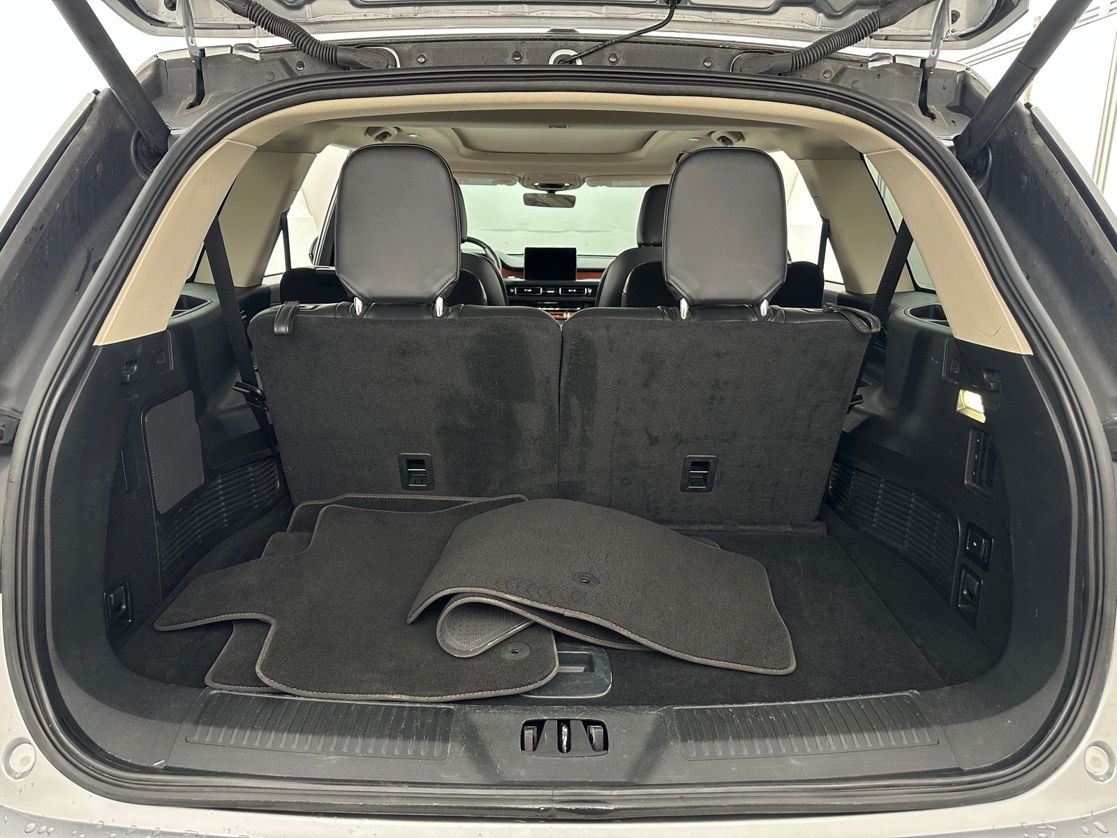 Thumbnail: 2024 Lincoln Aviator - 6