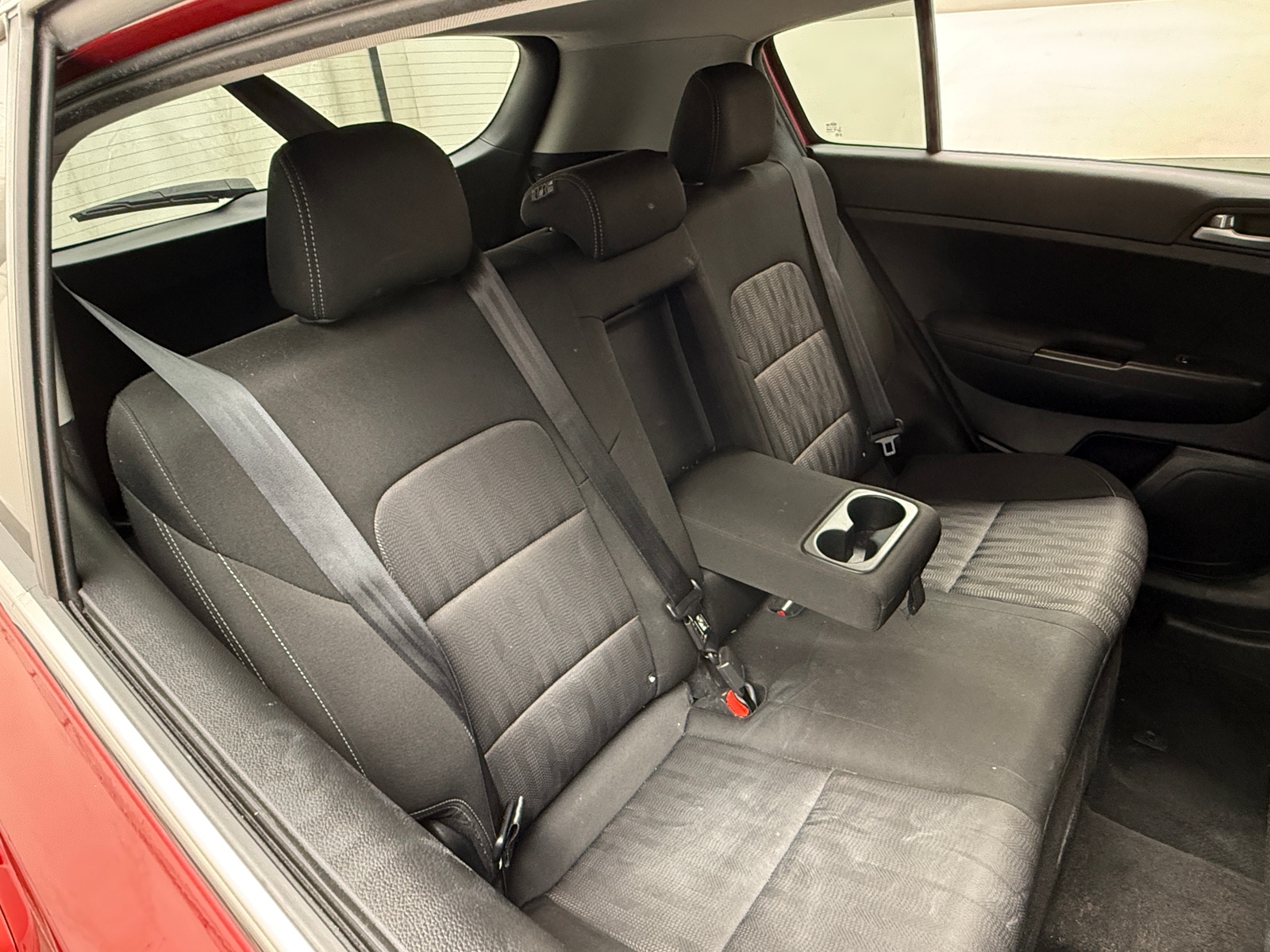 Thumbnail: 2022 Kia Sportage - 6