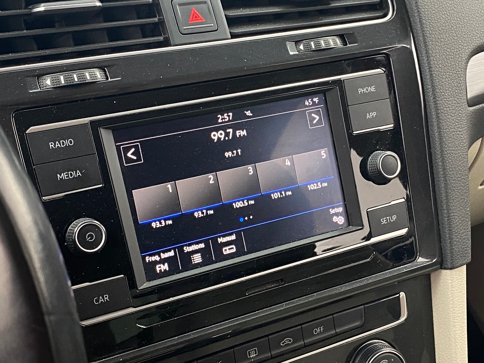 Thumbnail: 2018 Volkswagen Golf - 4