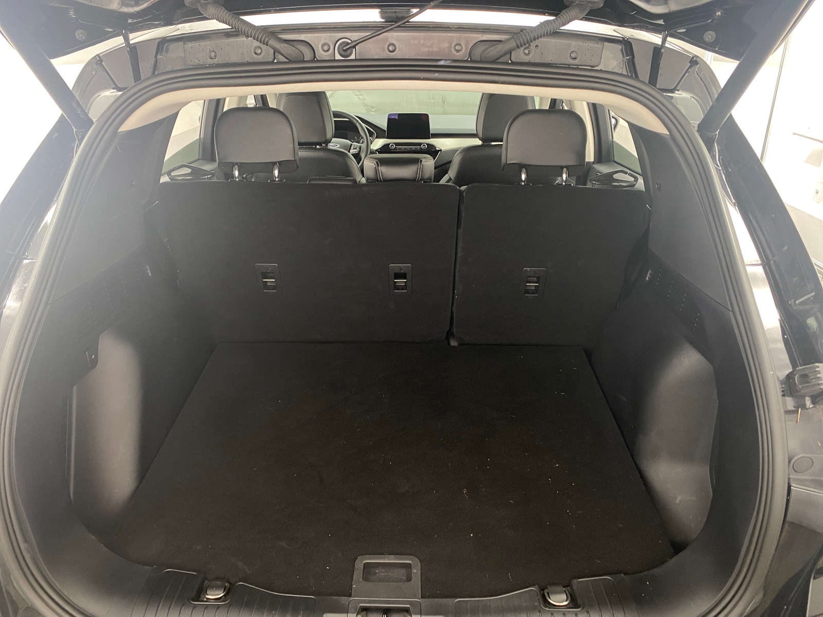 Thumbnail: 2022 Ford Escape - 6