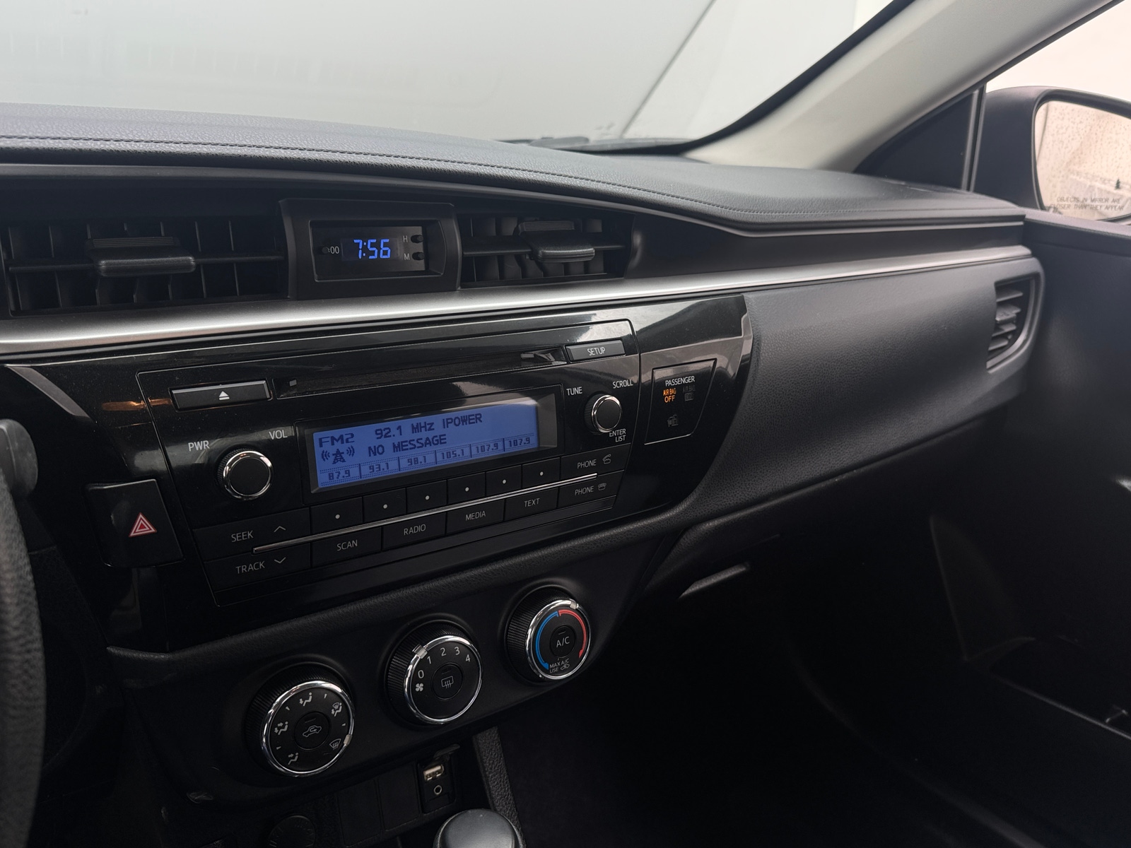 Thumbnail: 2014 Toyota Corolla - 4