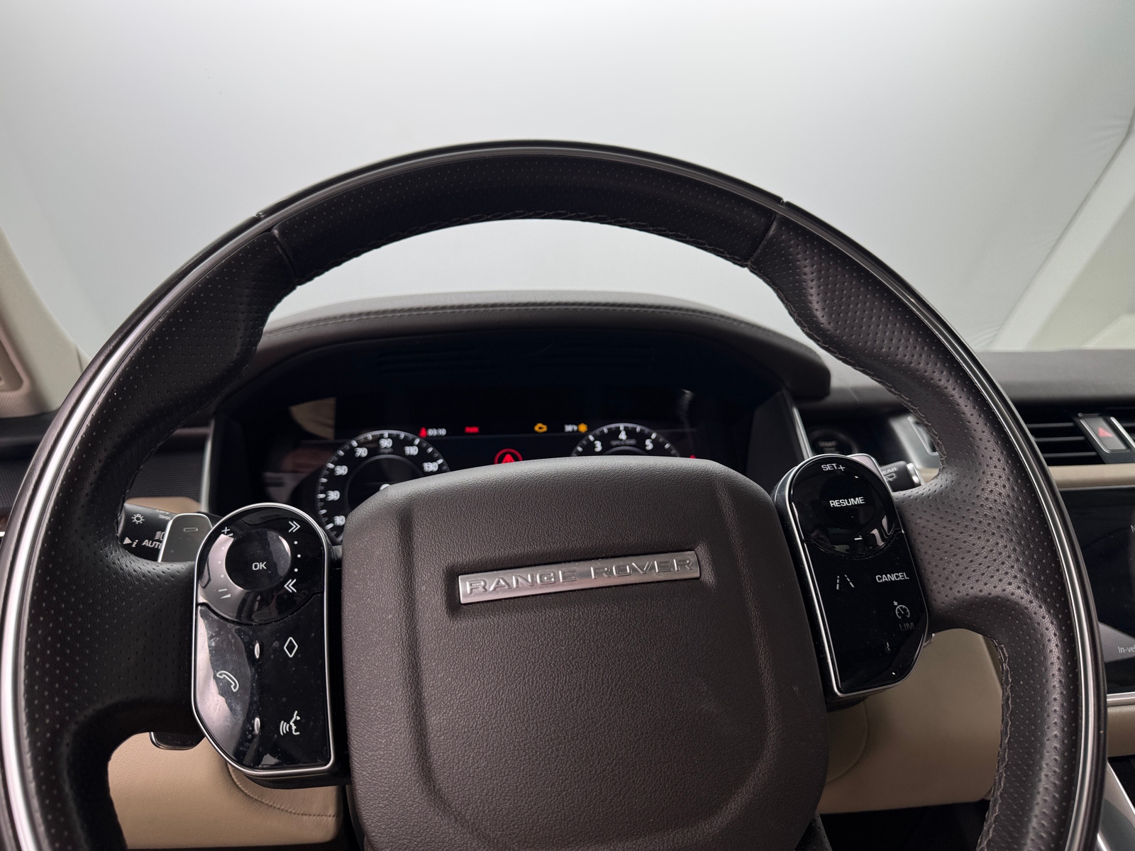 Thumbnail: 2020 Land Rover Range Rover Sport - 4