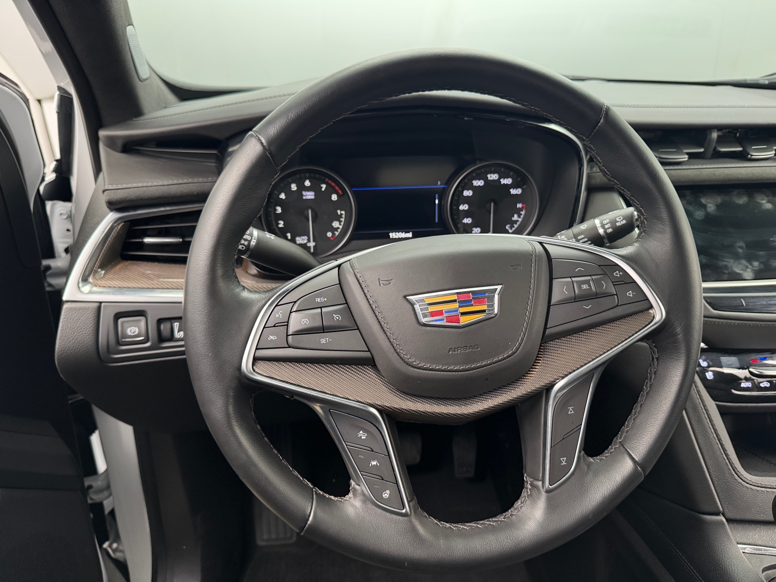 Thumbnail: 2024 Cadillac XT5 - 4