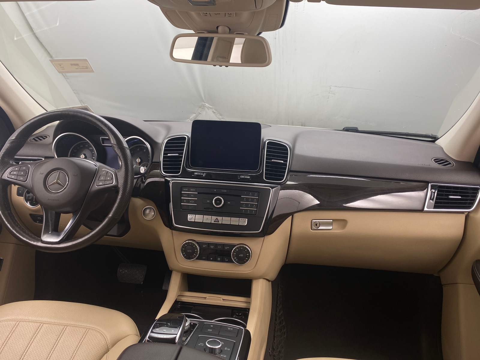 Thumbnail: 2018 Mercedes-Benz GLE - 2