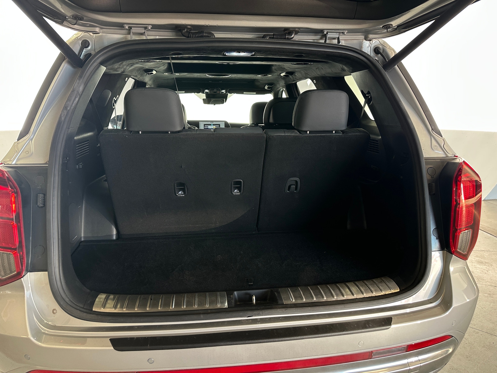 Thumbnail: 2023 Hyundai Palisade - 6