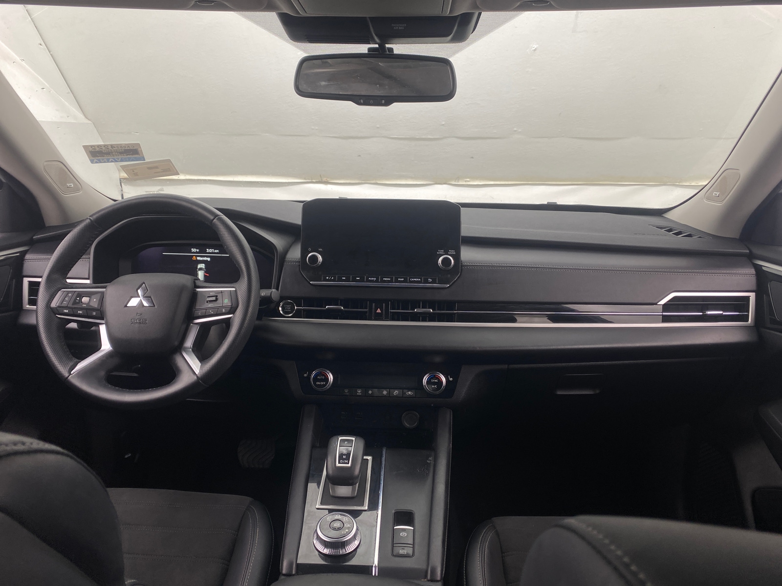 Thumbnail: 2024 Mitsubishi Outlander - 2