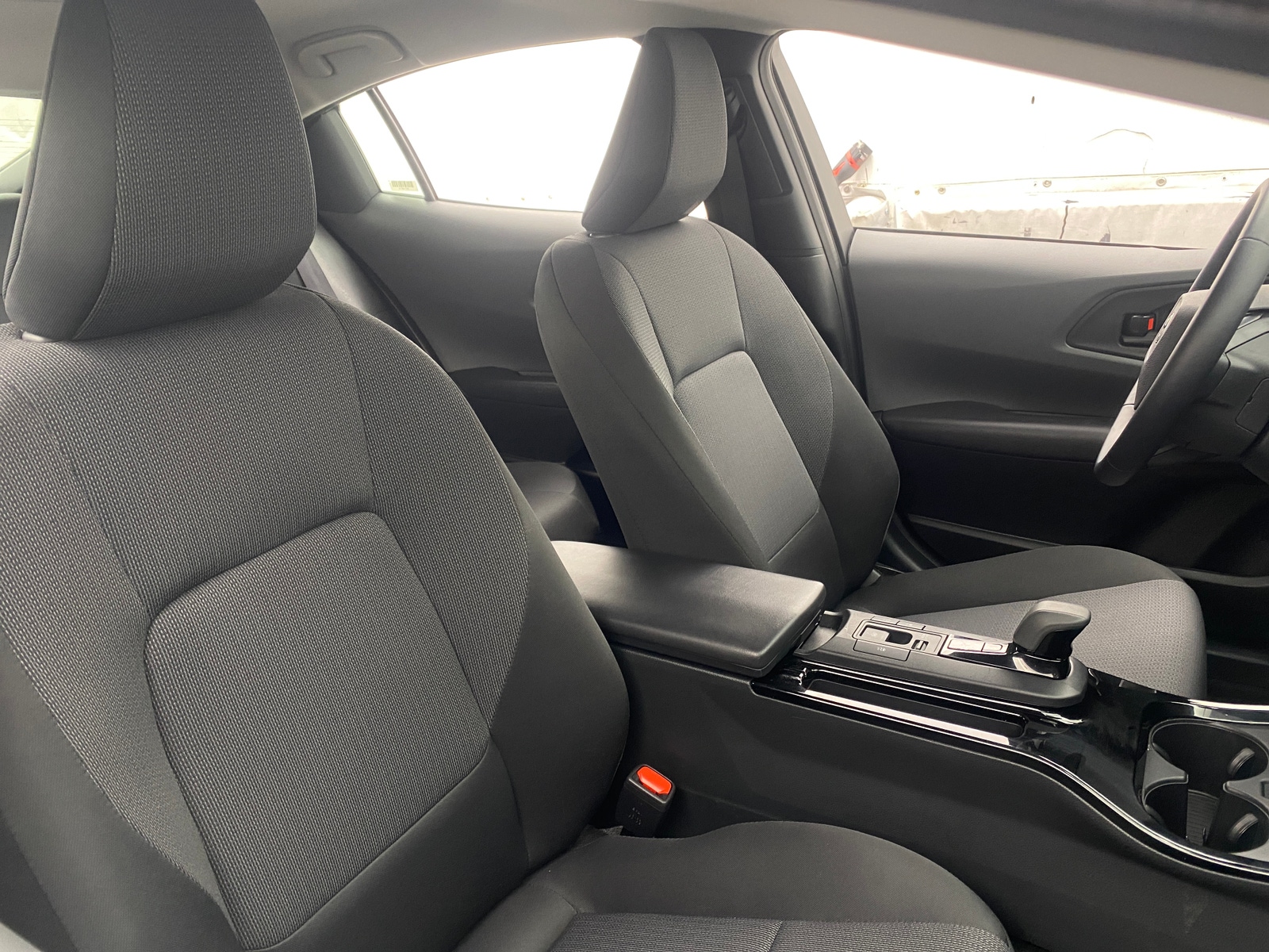 Thumbnail: 2025 Toyota Prius - 2