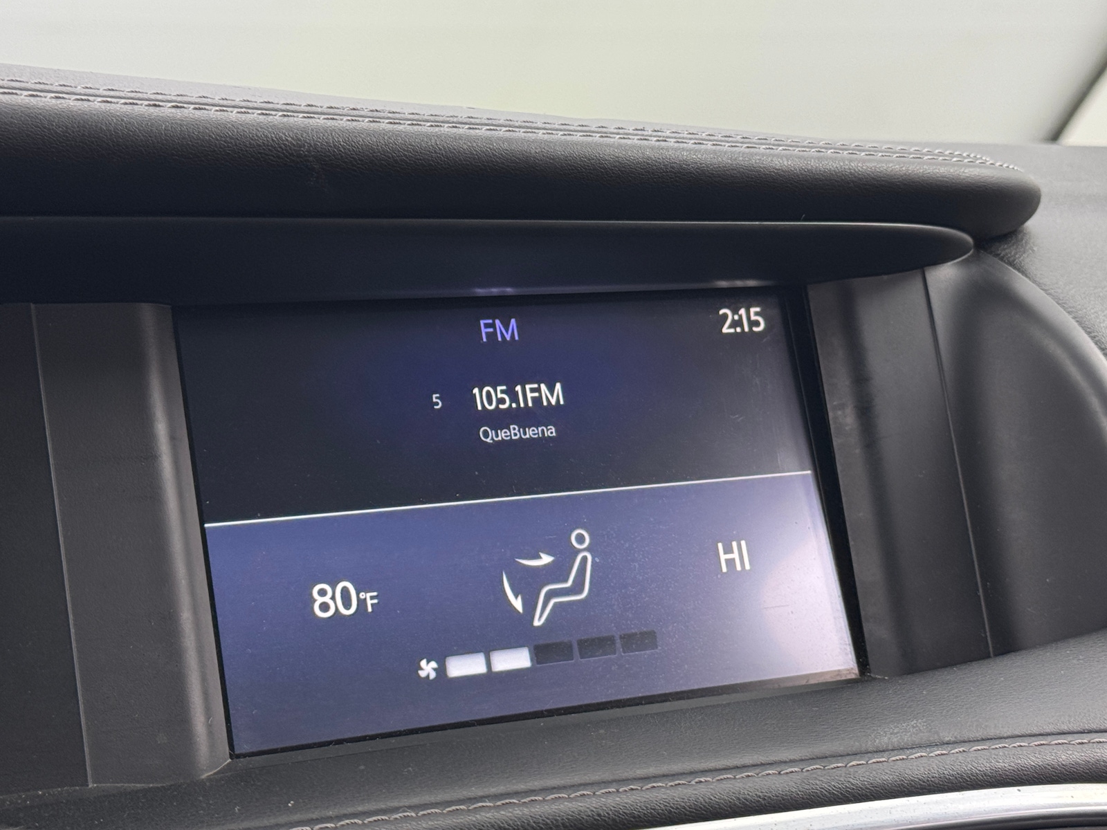 Thumbnail: 2017 INFINITI QX30 - 3