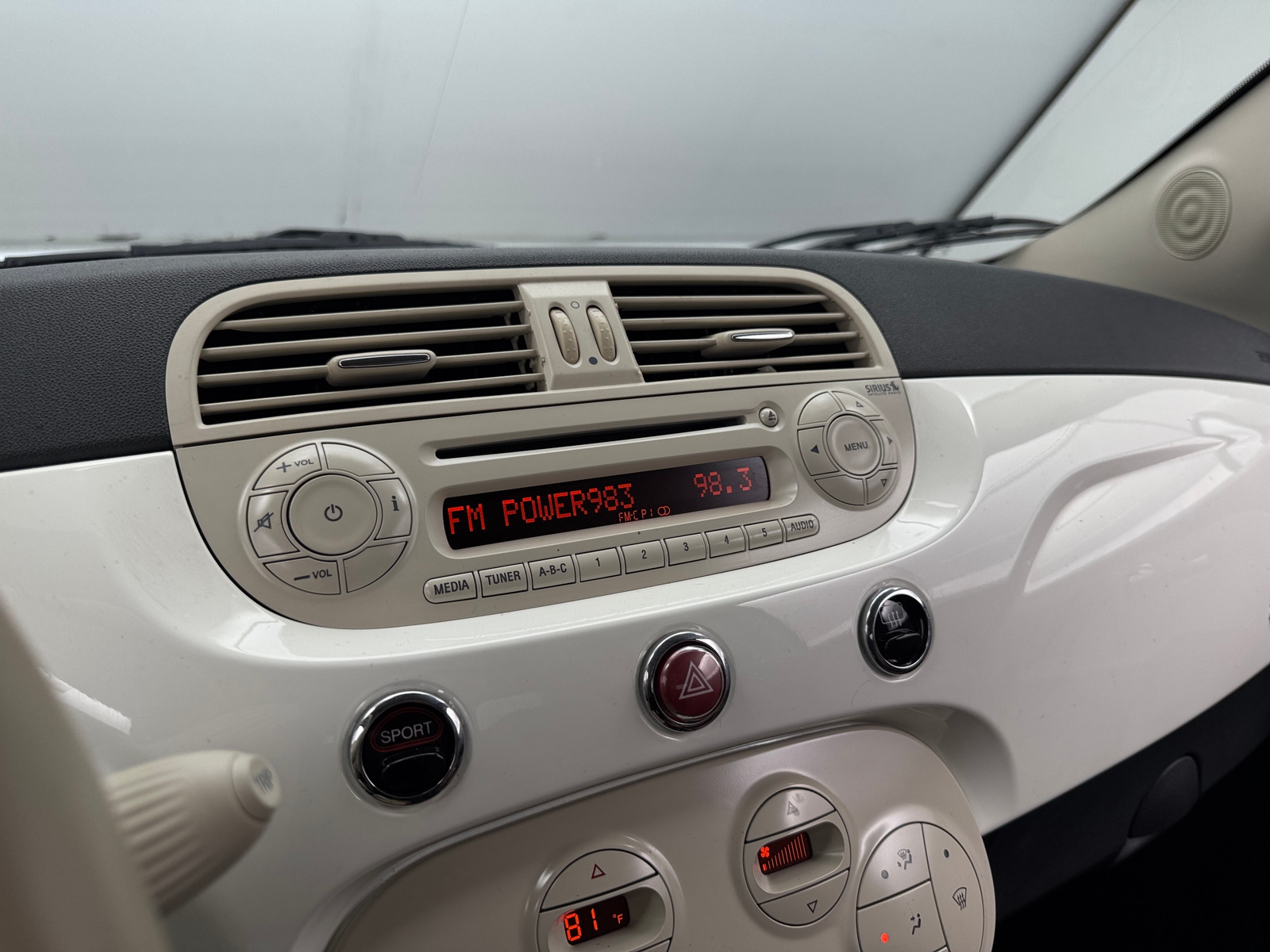 Thumbnail: 2015 Fiat 500 - 3