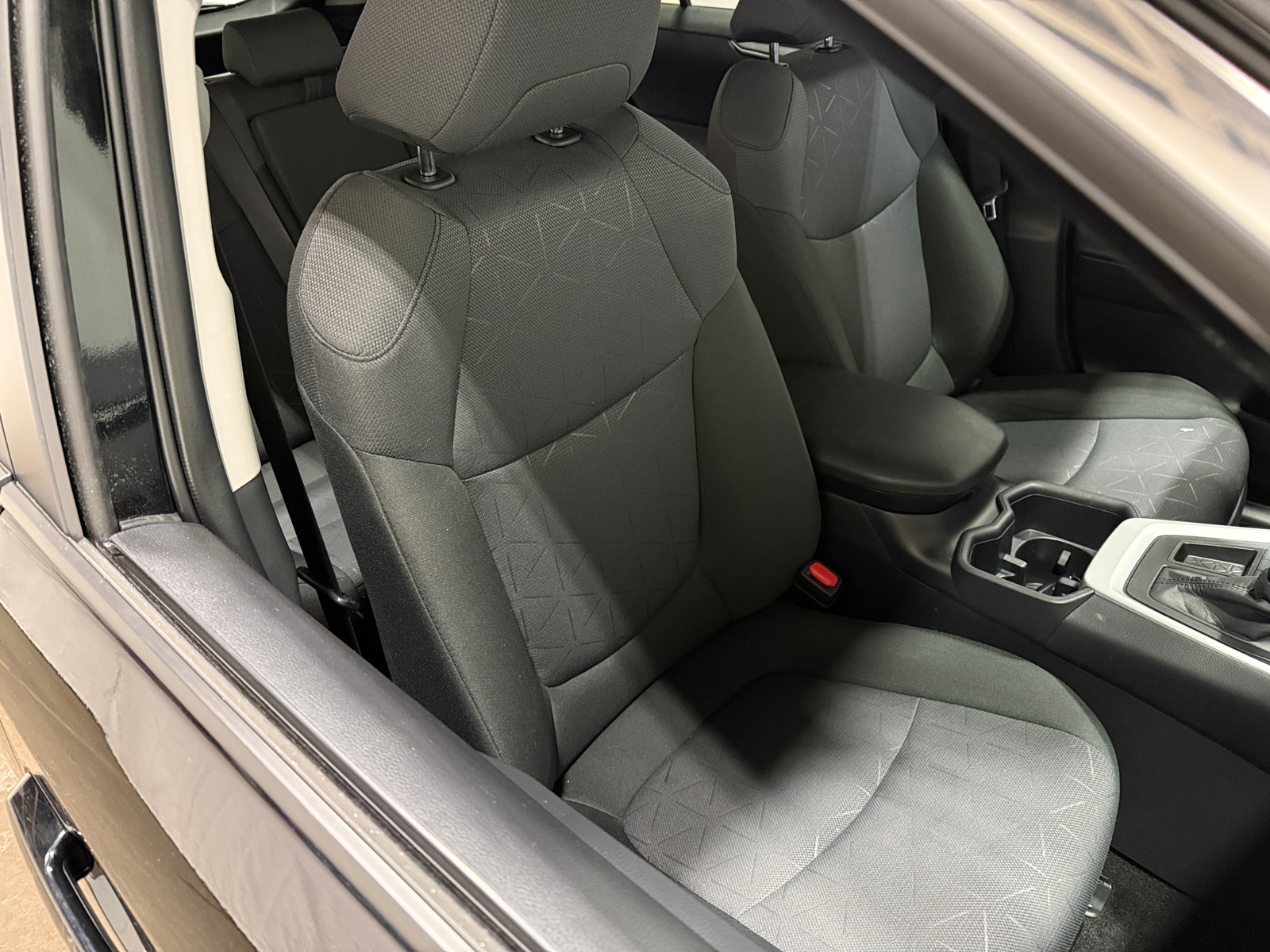 Thumbnail: 2025 Toyota RAV4 - 2