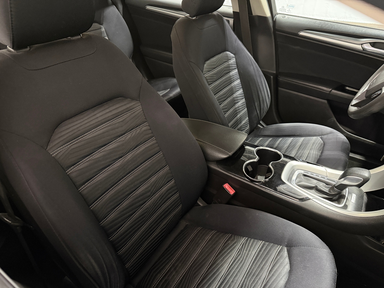 Thumbnail: 2016 Ford Fusion - 2