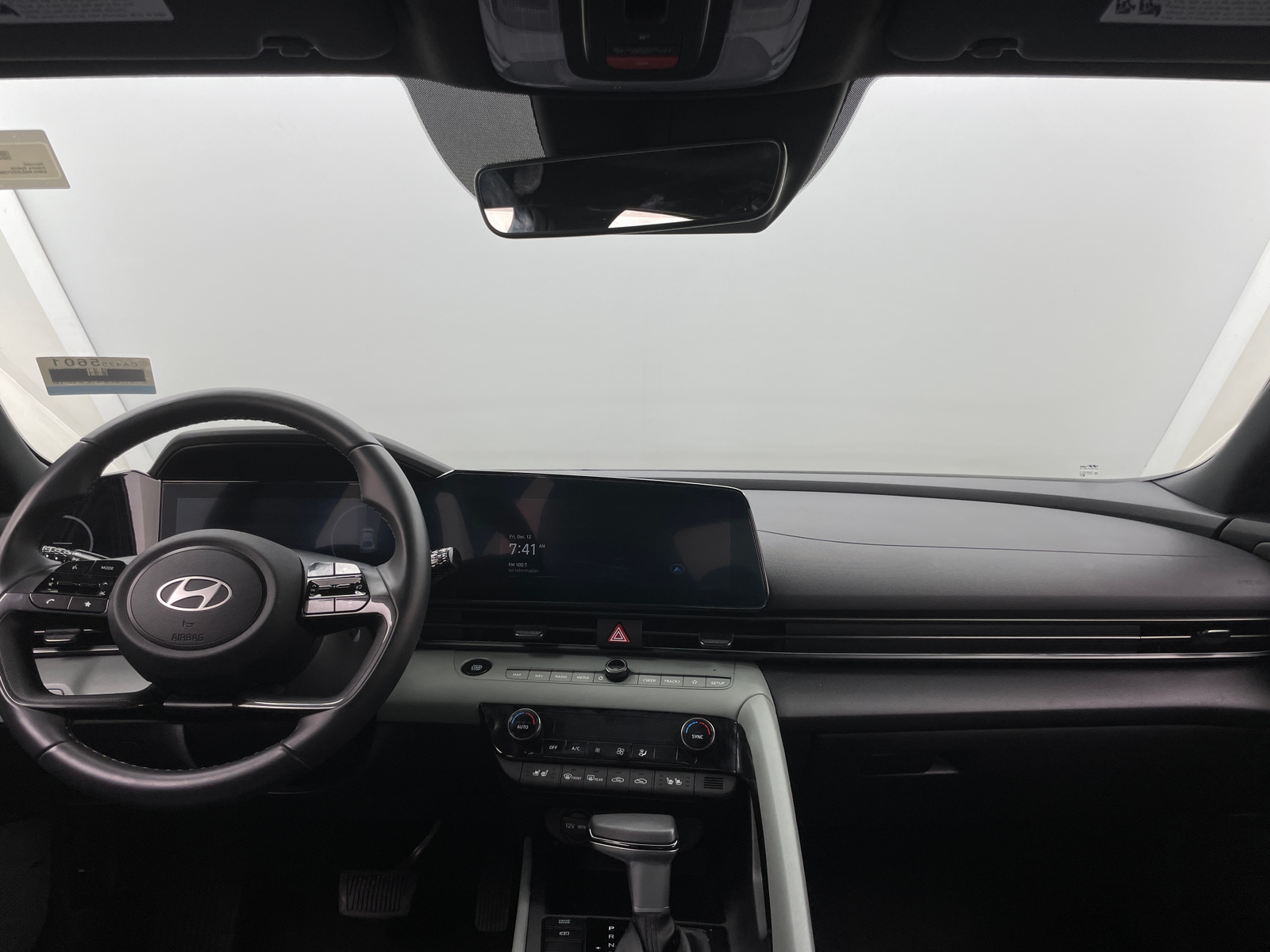 Thumbnail: 2025 Hyundai Elantra - 2