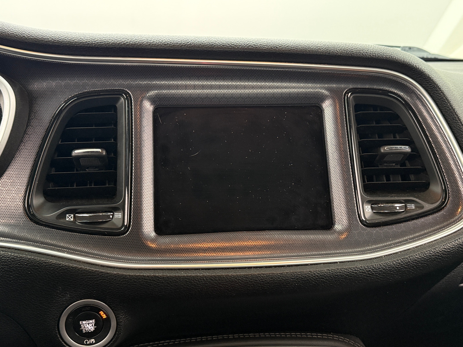 Thumbnail: 2018 Dodge Challenger - 2