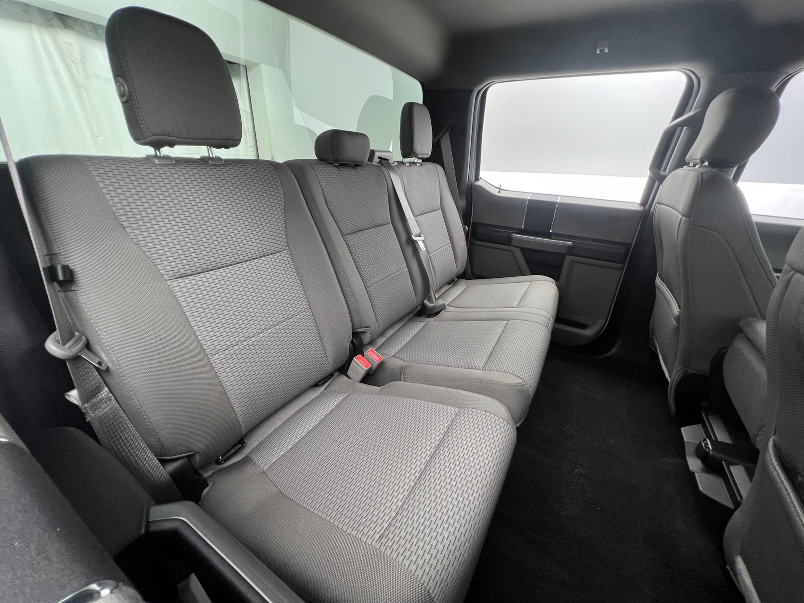 Thumbnail: 2018 Ford Econoline - 6