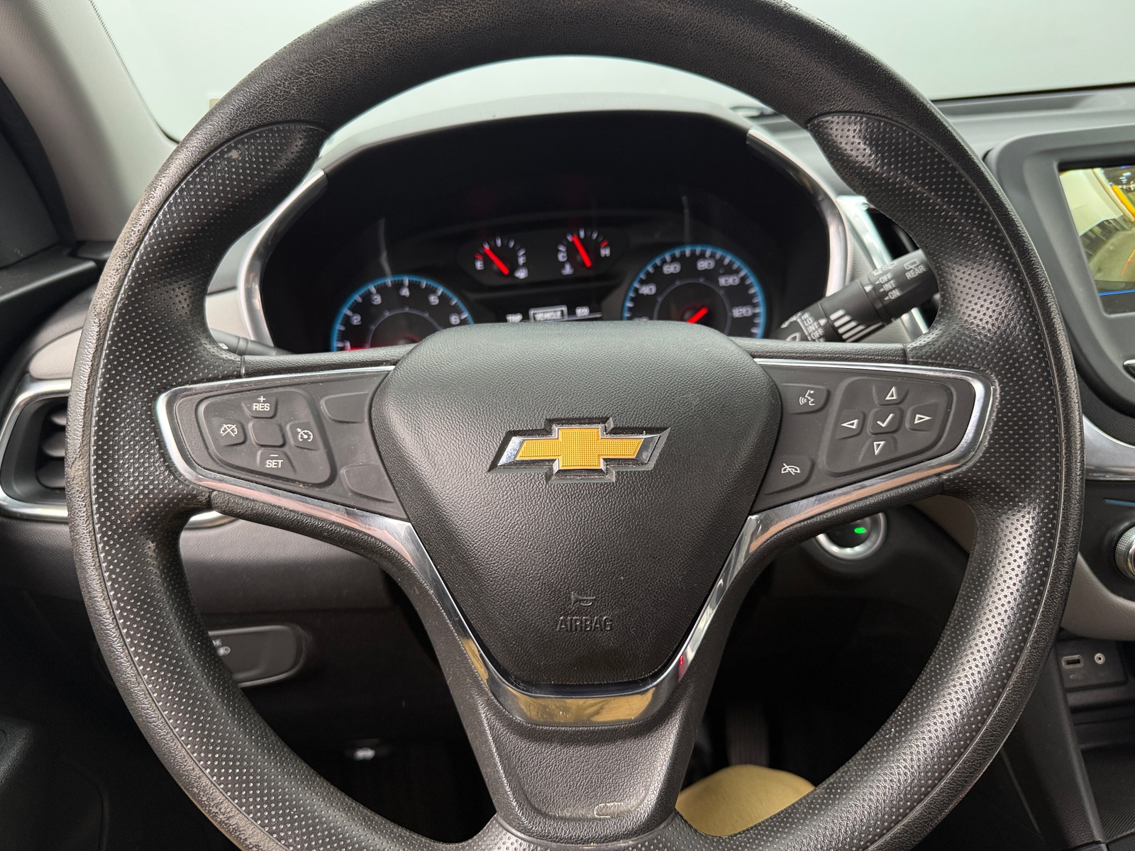 Thumbnail: 2019 Chevrolet Equinox - 5