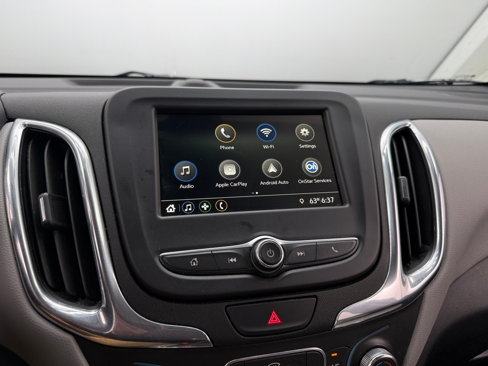 Thumbnail: 2019 Chevrolet Equinox - 4