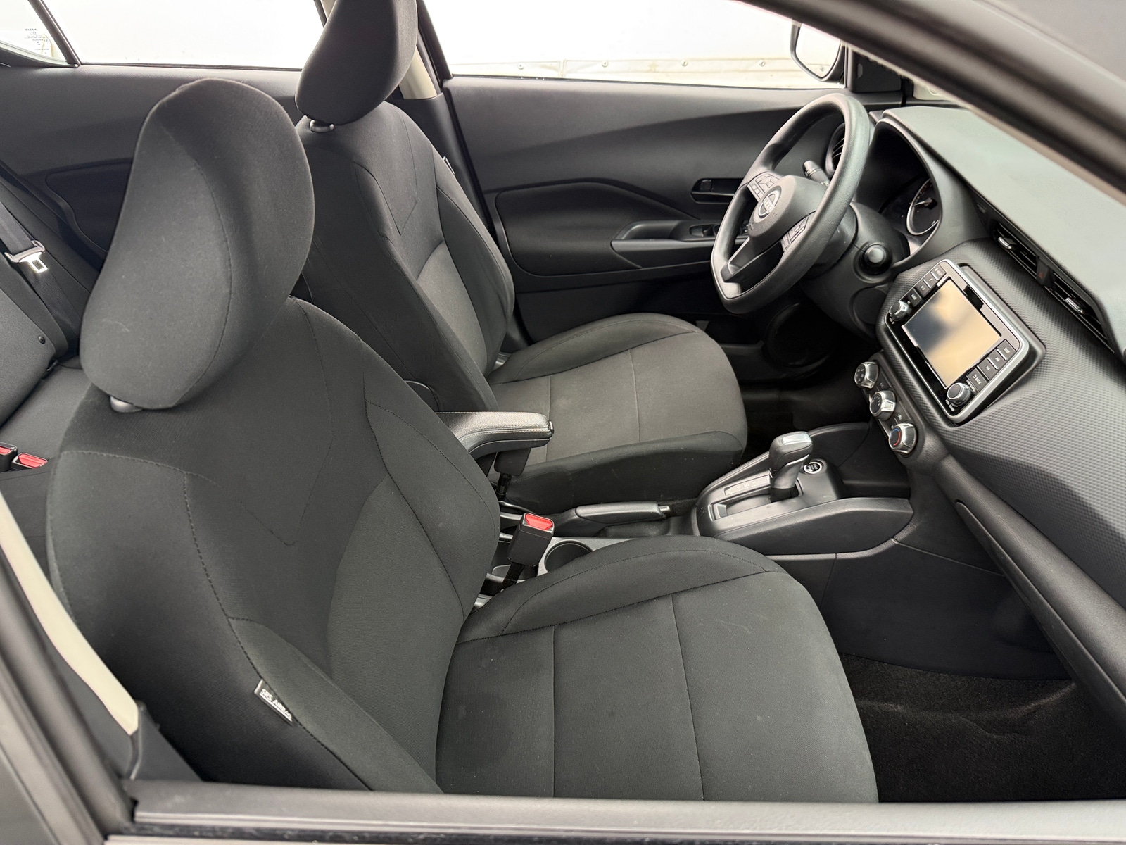 Thumbnail: 2025 Nissan Kicks - 2