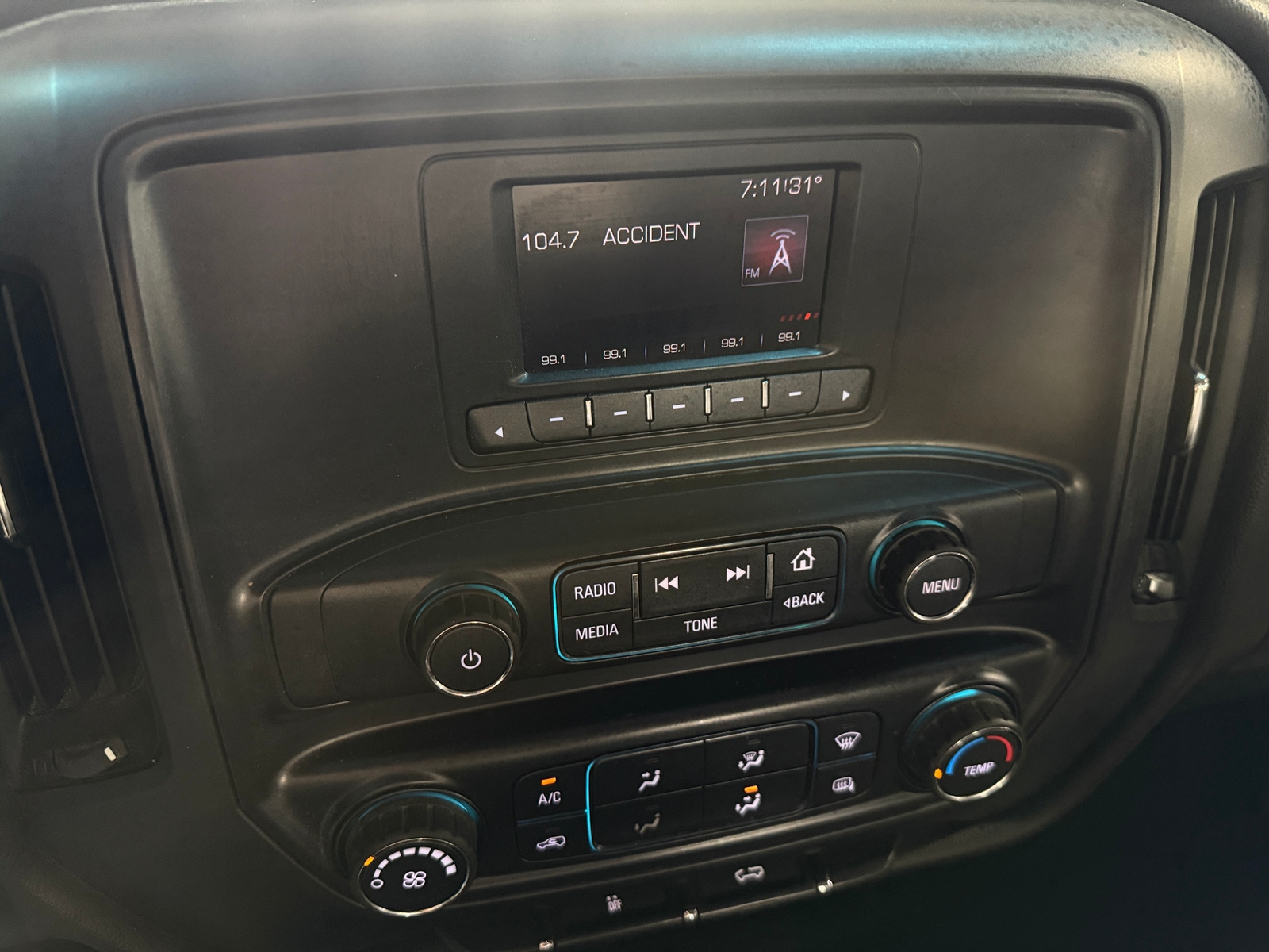 Thumbnail: 2017 GMC Sierra 1500 - 4