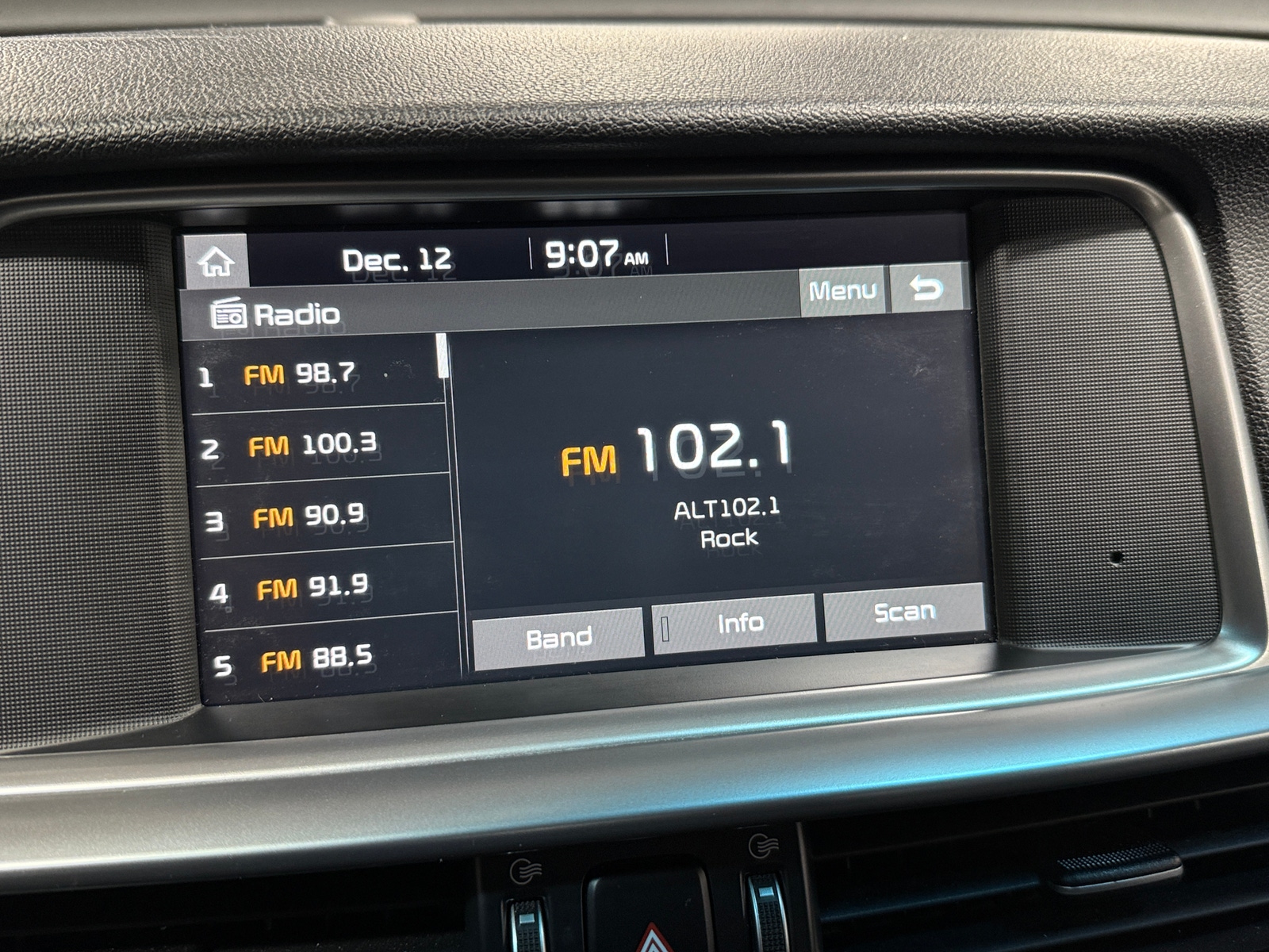 Thumbnail: 2019 Kia Optima - 4