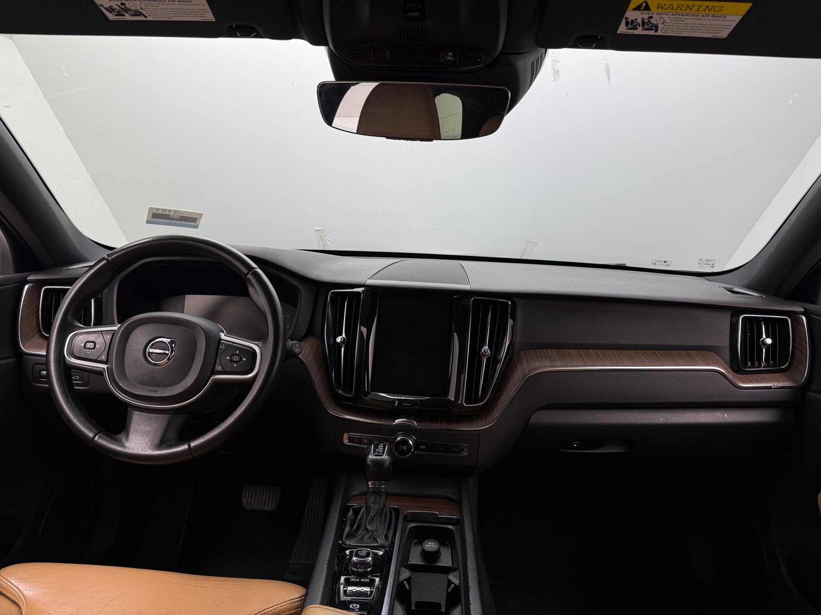 Thumbnail: 2019 Volvo XC60 - 2