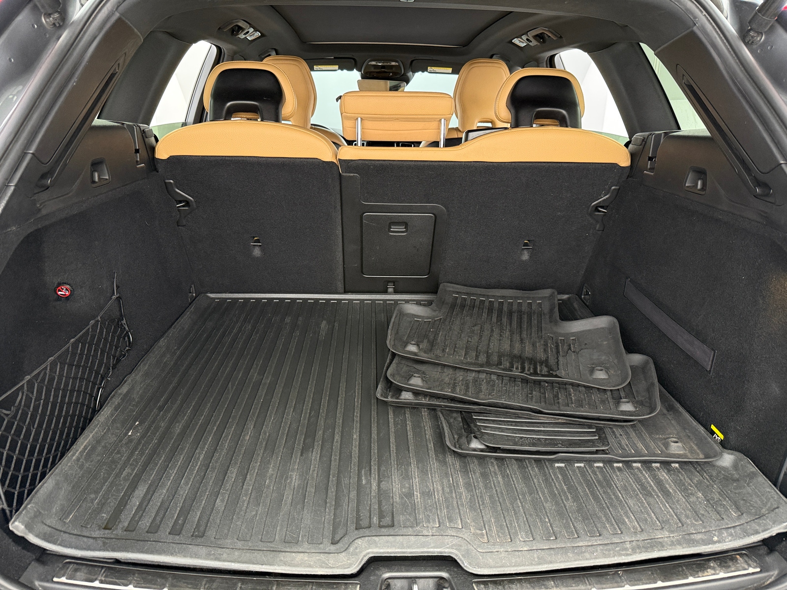 Thumbnail: 2019 Volvo XC60 - 6