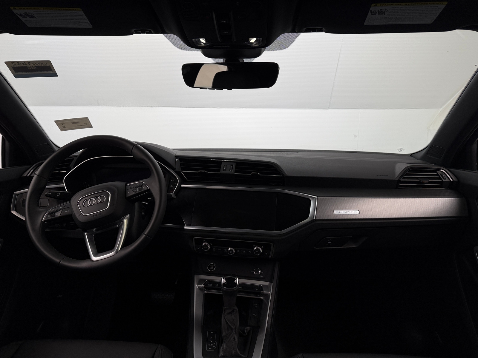 Thumbnail: 2025 Audi Q3 - 2