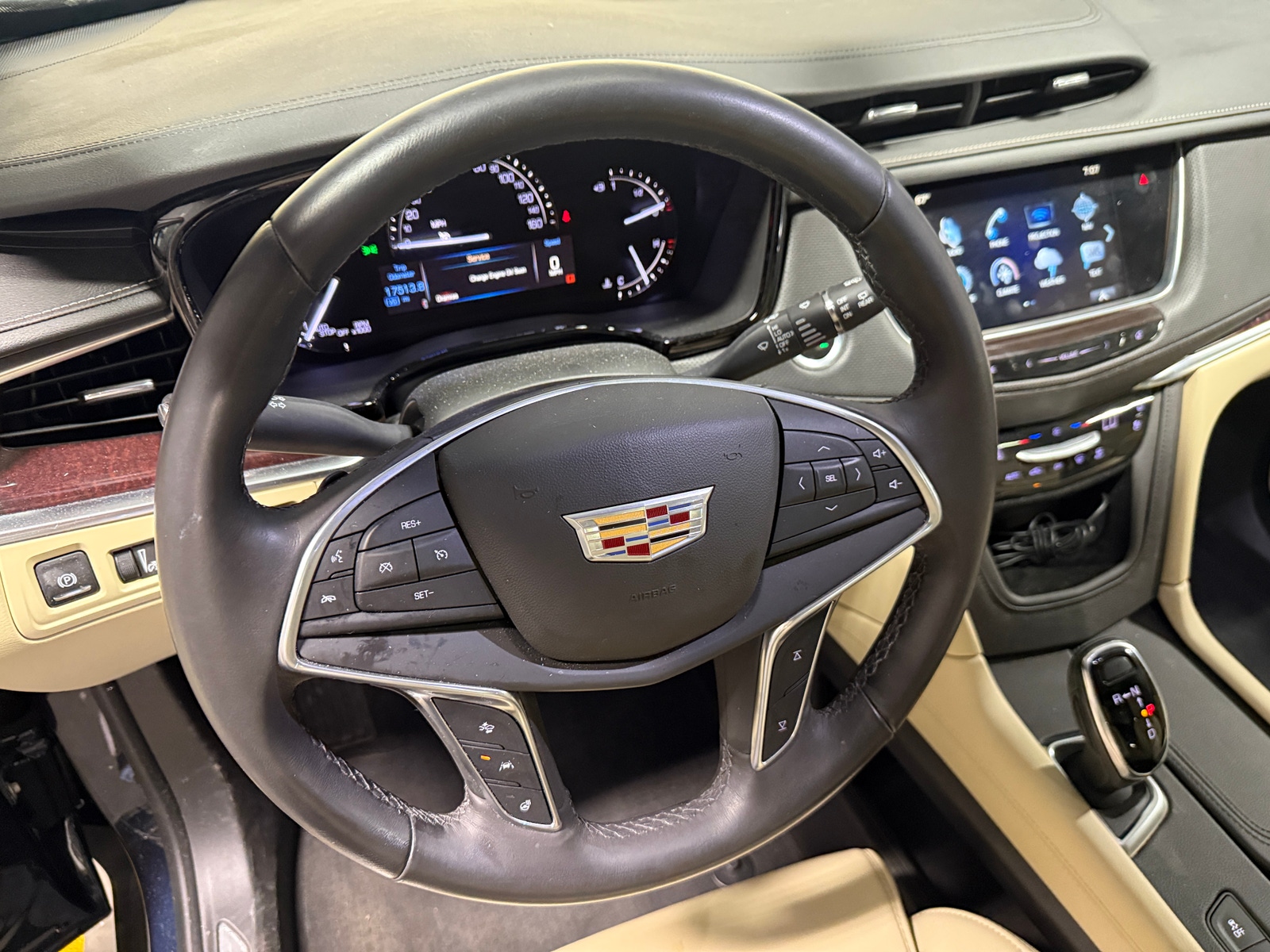 Thumbnail: 2017 Cadillac XT5 - 4