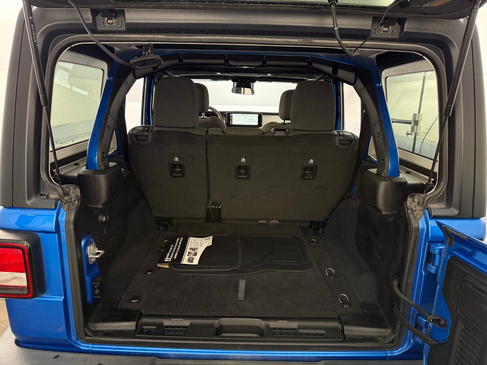 Thumbnail: 2024 Jeep Wrangler - 7